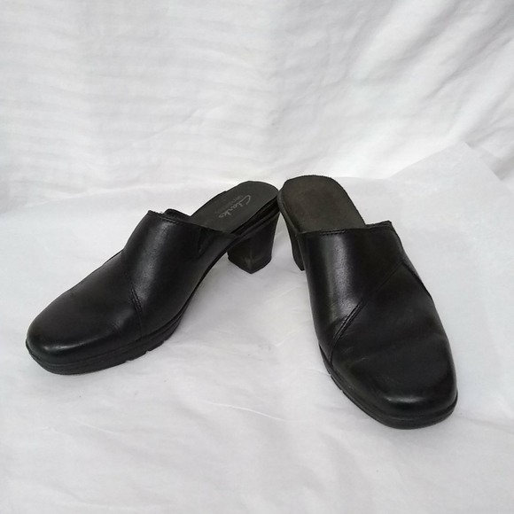CLARKS Womens Shoes Black Slip-On 3" Heels Mules Clogs Size  8M - Picture 1 of 9